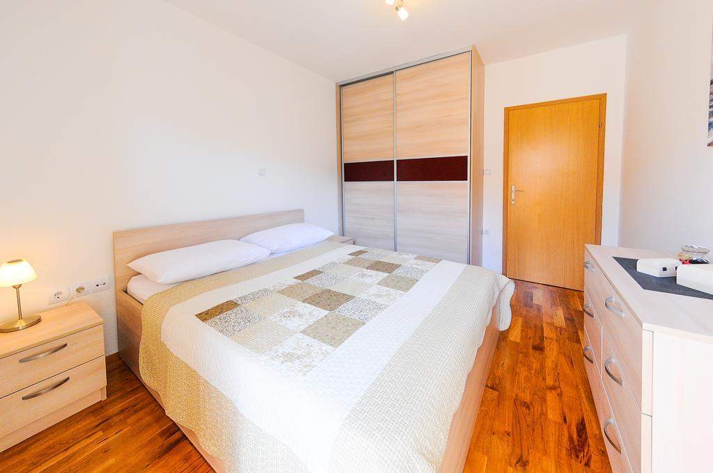 Apartments Rajic Split Zimmer foto