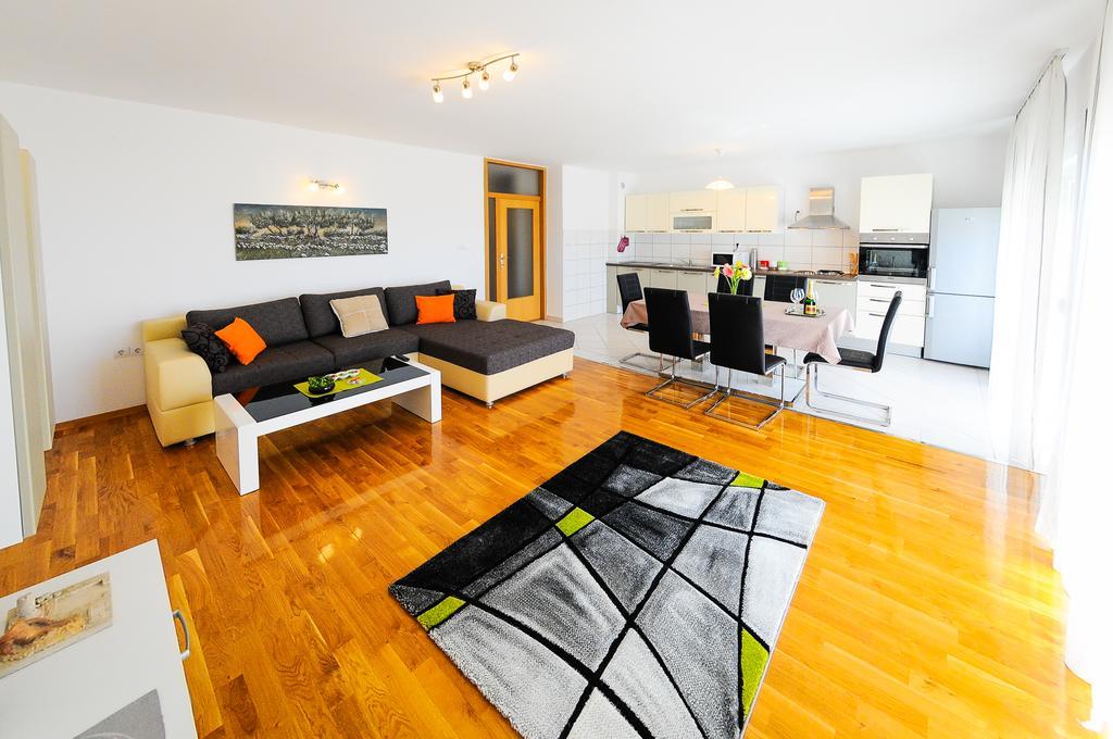 Apartments Rajic Split Zimmer foto