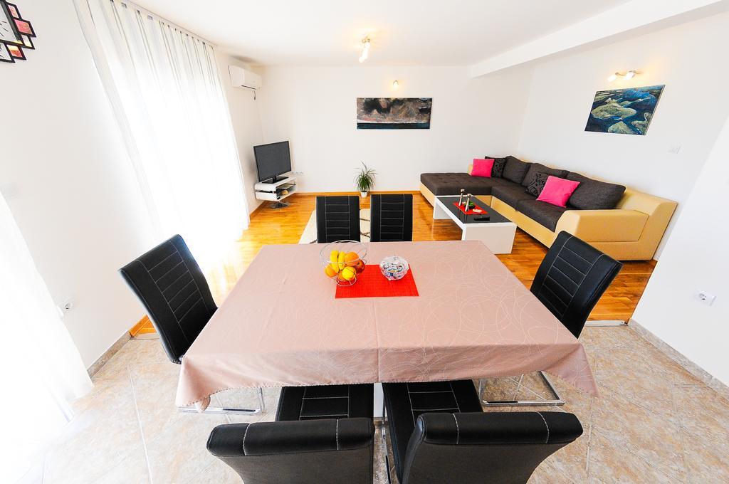 Apartments Rajic Split Zimmer foto